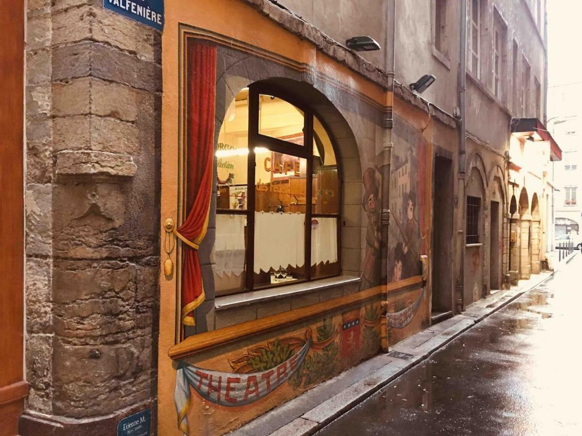 Small Factory Apartment Lyon Exterior photo